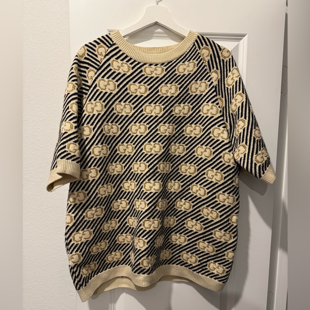 Gucci Wool GG logo Sweater 💯 Authentic